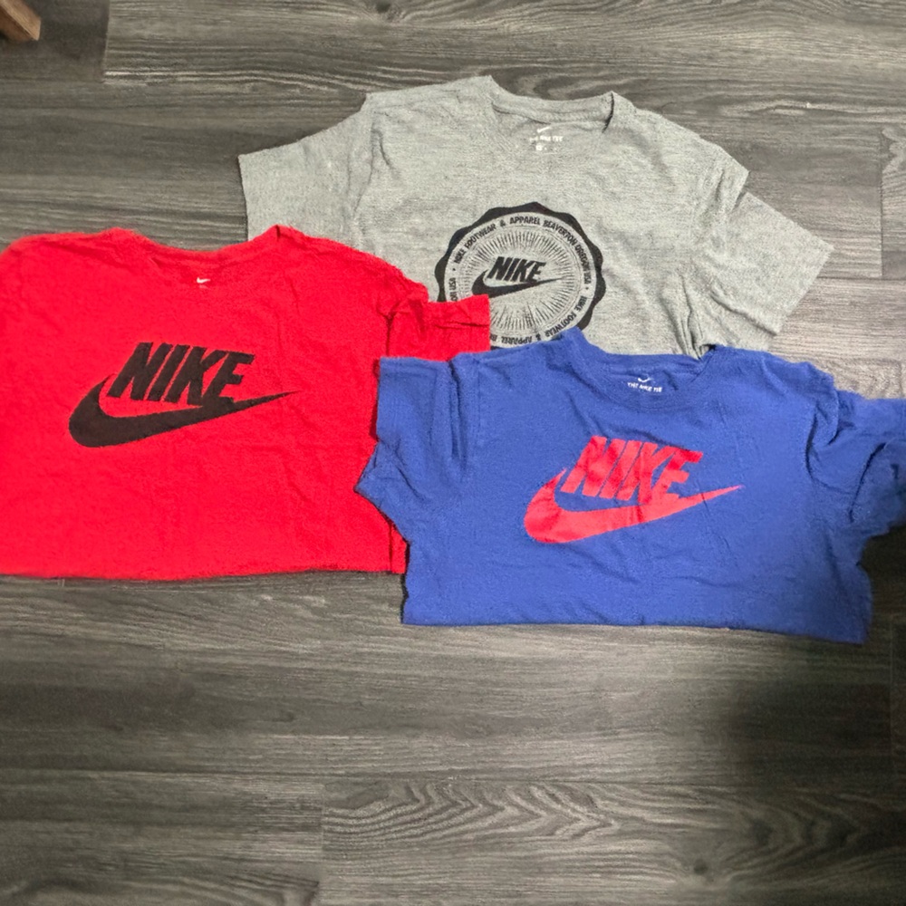 Nike Logo T-Shirt Trio